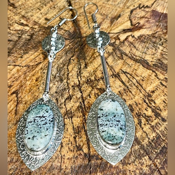 K2 Jasper in Granite Earrinngs 3 1/4” - Picture 5 of 8